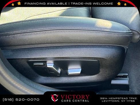 Used 2023 BMW 530e image 19