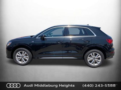 Used 2025 Audi Q3 2.0T Premium w/ Convenience Package image 9