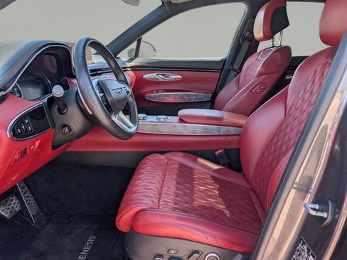 Used 2022 Genesis GV70 3.5T Sport w/ Sport Advanced Package image 16