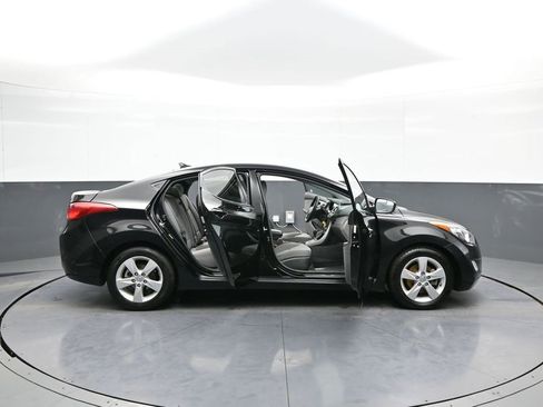 Used 2013 Hyundai Elantra GLS w/ Preferred Pkg image 40