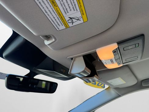 Certified 2025 Nissan Pathfinder SL image 27