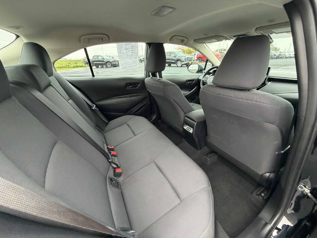 Used 2024 Toyota Corolla LE FWD image 26