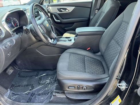 Used 2019 Chevrolet Blazer LT FWD image 14