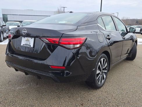 Used 2025 Nissan Sentra SV w/ SV Premium Package image 13