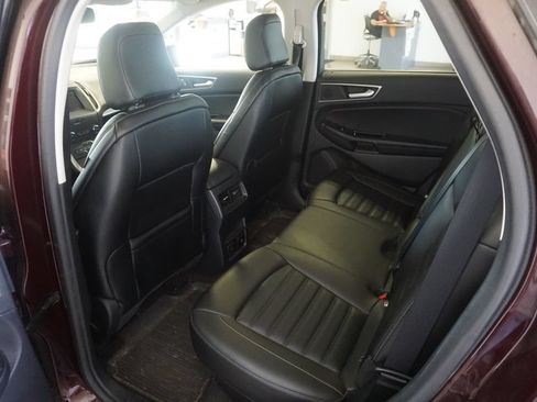 Used 2020 Ford Edge SEL w/ Convenience Package AWD/4WD image 19