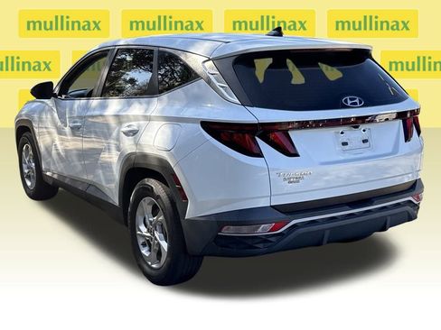 Used 2022 Hyundai Tucson SE w/ Cargo Package image 9