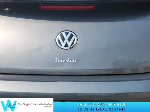 Used 2016 Volkswagen Beetle 1.8T S FWD image 21