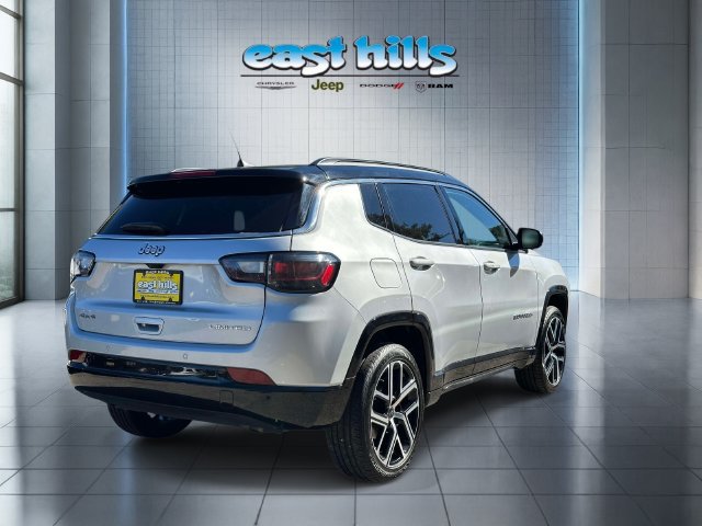 Certified 2025 Jeep Compass Limited w/ Elite Group AWD/4WD image 3