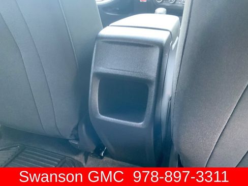 Certified 2024 Chevrolet Trax LS w/ Driver Confidence Package FWD image 29