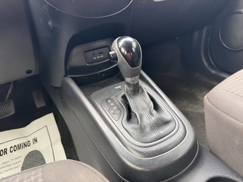 Used 2012 Kia Soul image 31