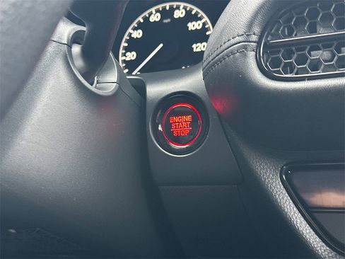 Used 2025 Honda HR-V LX image 26