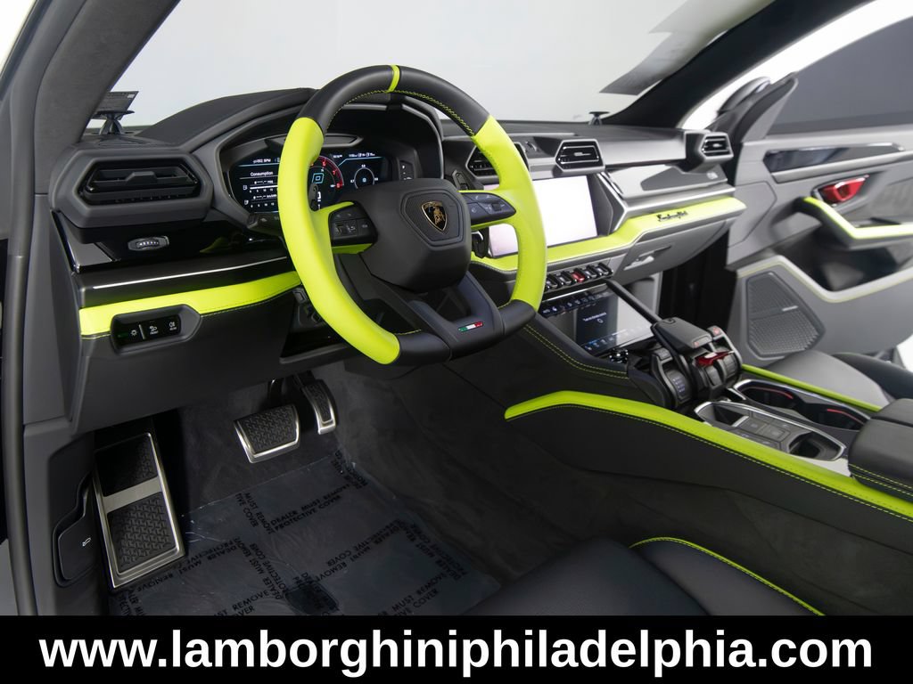 Used 2026 Lamborghini Urus S AWD/4WD image 11