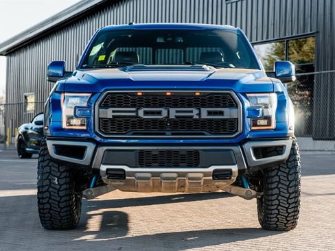 Used 2017 Ford F150 Raptor w/ Equipment Group 802A Luxury image 4