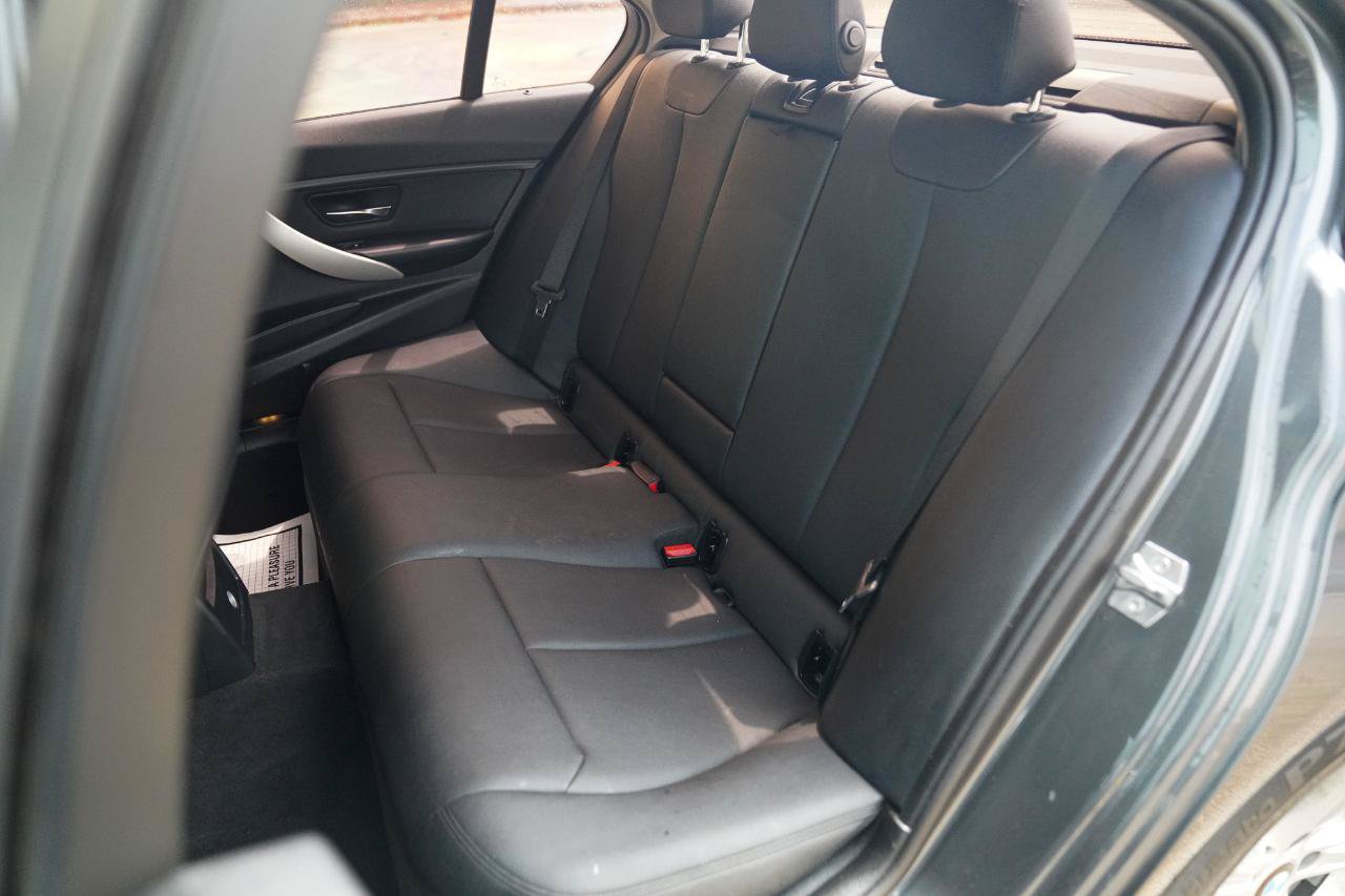 Used 2013 BMW 328i Sedan RWD image 22