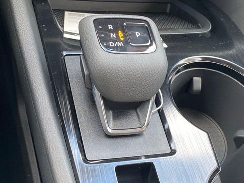 New 2025 Nissan Rogue SV image 23