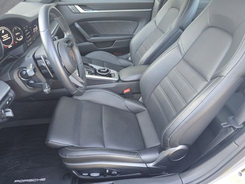 Certified 2023 Porsche 911 Turbo image 5