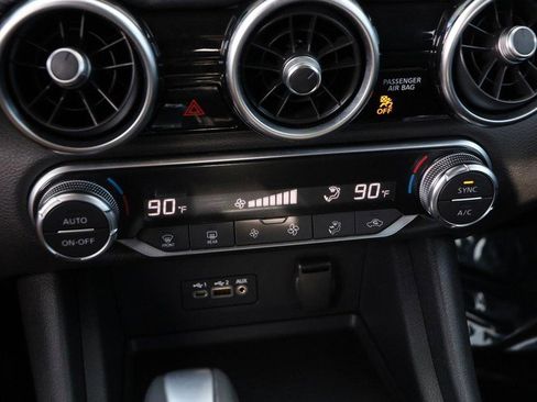 Used 2021 Nissan Sentra SV image 17