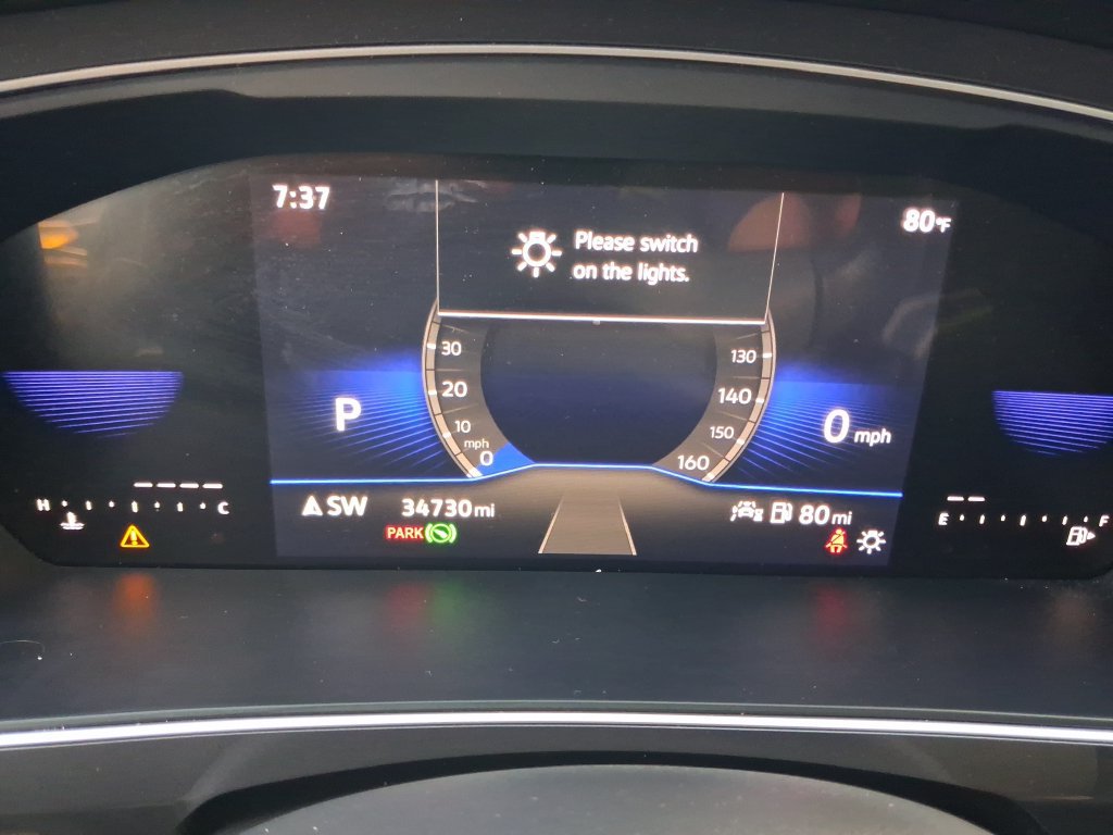 Certified 2024 Volkswagen Tiguan SE R-Line FWD image 25