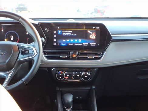 Used 2025 Chevrolet TrailBlazer ACTIV w/ Convenience Package image 10