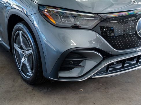 Used 2024 Mercedes-Benz EQE 350+ SUV w/ AMG Line Exterior Package image 18