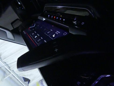 Used 2022 GMC Sierra 1500 Elevation w/ LPO, Elevation Black Package image 21