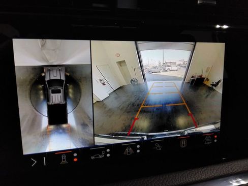 Used 2024 GMC Sierra 2500 Denali w/ Denali Reserve Package image 27