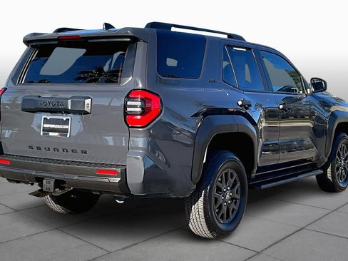 Used 2025 Toyota 4Runner SR5 image 12