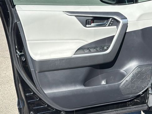 New 2025 Toyota RAV4 XLE Premium image 18