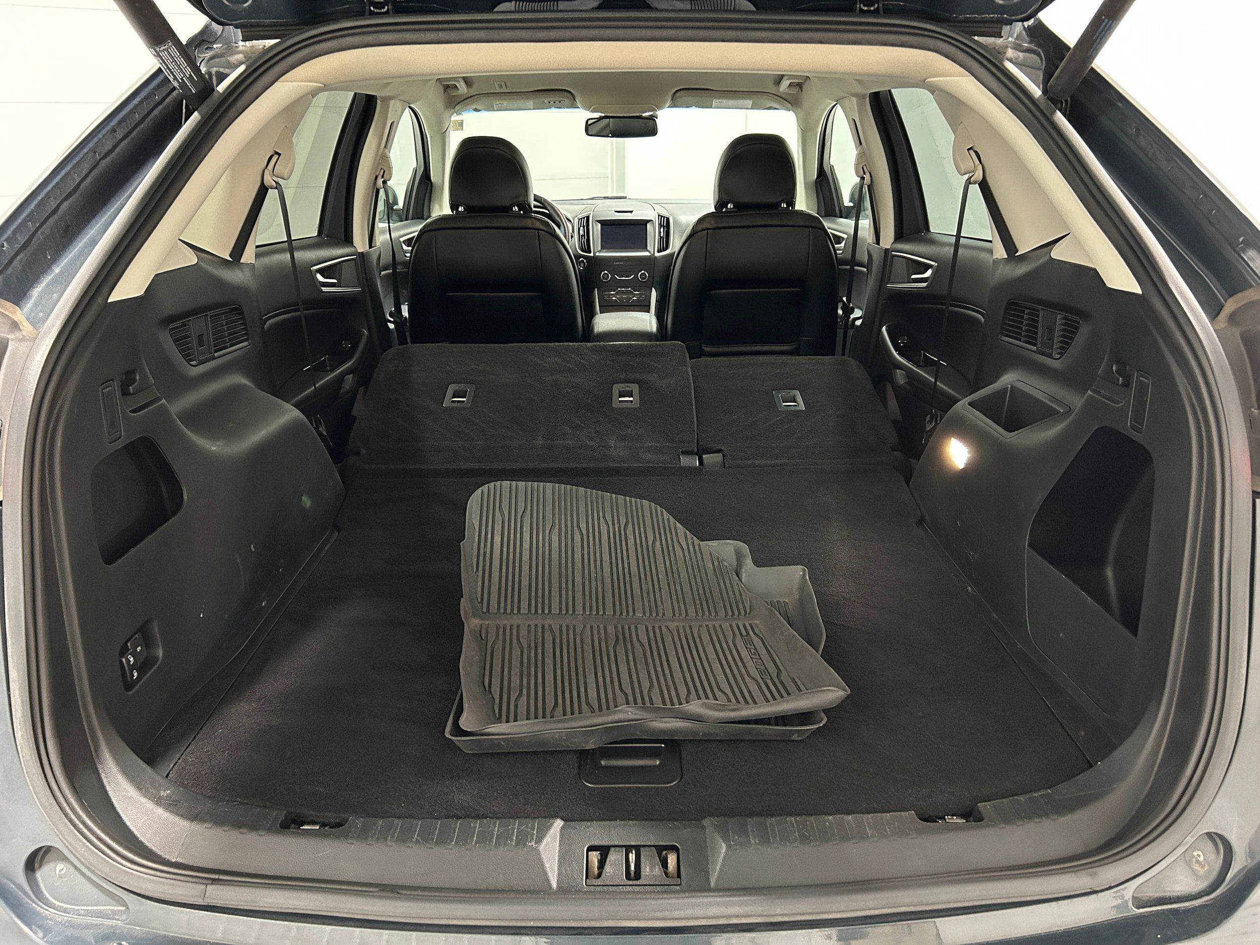Used 2019 Ford Edge SEL w/ Equipment Group 201A AWD/4WD image 33