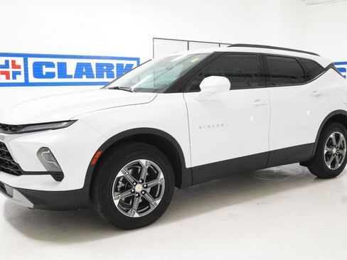 Used 2026 Chevrolet Blazer LT w/ Convenience Package FWD image 36