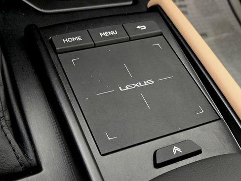 Certified 2022 Lexus ES 300h w/ Premium Package image 29