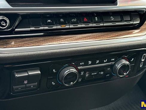 Certified 2025 Chevrolet Silverado 1500 LT image 24