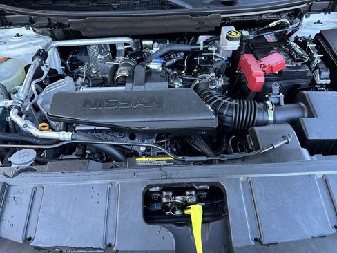 Used 2026 Nissan Rogue SL image 13
