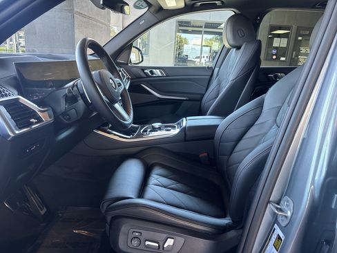 Used 2026 BMW X5 xDrive40i w/ M Sport Package AWD/4WD image 16
