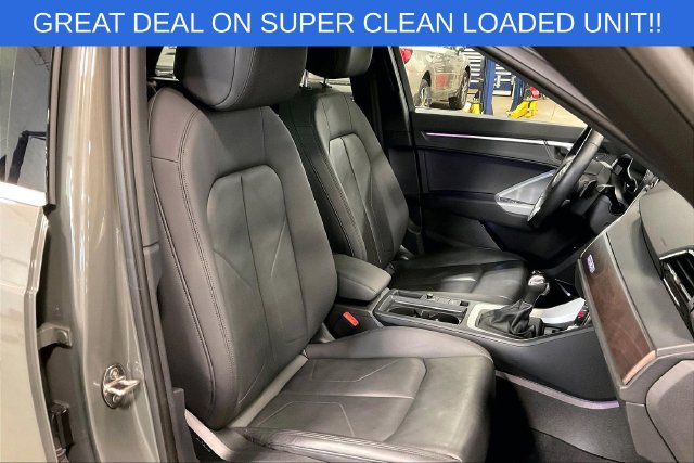 Used 2021 Audi Q3 2.0T Premium Plus w/ Premium Plus Package AWD/4WD image 7