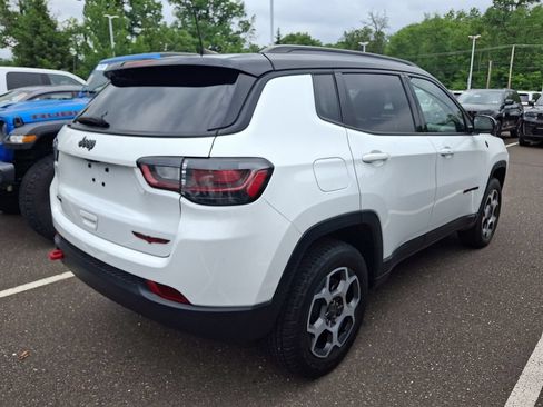 Used 2022 Jeep Compass Trailhawk w/ Trailhawk Elite Group AWD/4WD image 5