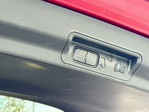 Used 2023 Ford Explorer Limited w/ Equipment Group 301A image 35