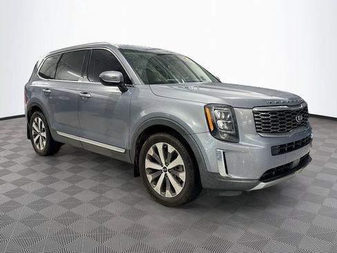 Used 2021 Kia Telluride EX w/ EX Premium Package FWD image 3