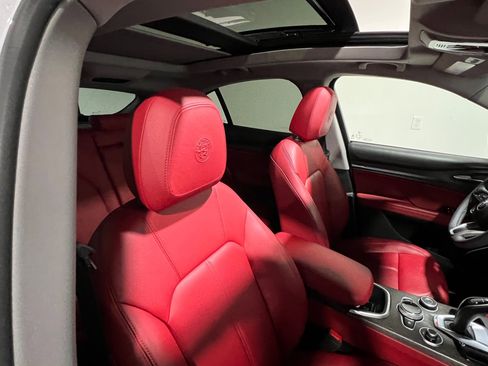 Used 2021 Alfa Romeo Stelvio Ti w/ Nero Edizione image 42