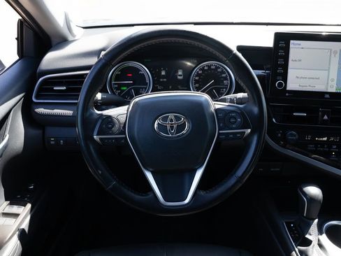Used 2023 Toyota Camry XLE w/ Navigation Package FWD image 11