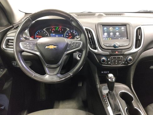 Used 2019 Chevrolet Equinox LT w/ Driver Convenience Package image 22