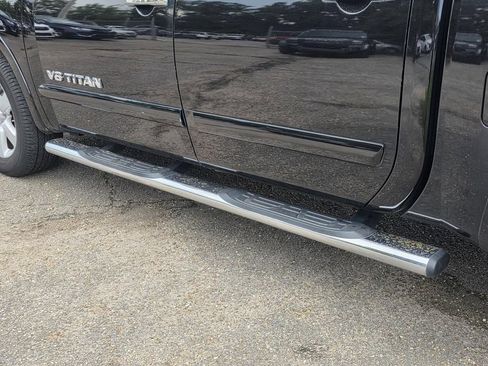 Used 2014 Nissan Titan SL w/ SL Max Utility Package RWD image 25