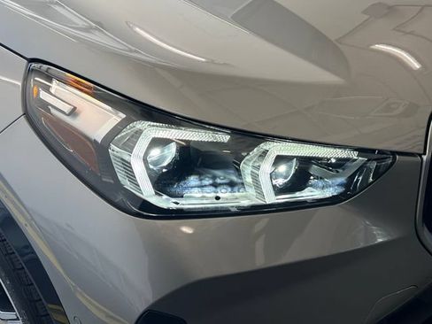 Used 2025 BMW X1 xDrive28i w/ Convenience Package AWD/4WD image 16
