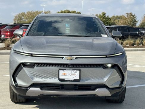 New 2026 Chevrolet Equinox EV LT image 7