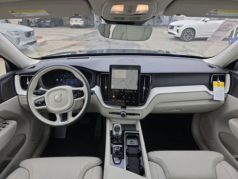 New 2026 Volvo XC60 T8 Ultra w/ Protection Package Premier image 17