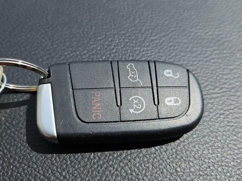 Used 2018 Jeep Grand Cherokee Limited AWD/4WD image 36