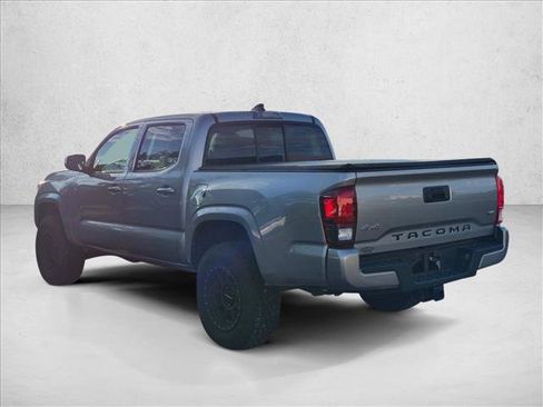 Used 2021 Toyota Tacoma SR AWD/4WD image 7