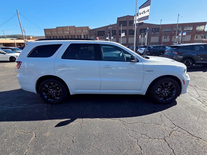Used 2025 Dodge Durango R/T AWD/4WD image 8