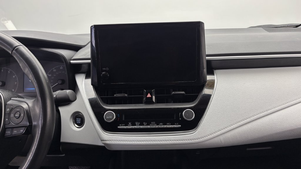 Certified 2025 Toyota Corolla SE FWD image 19