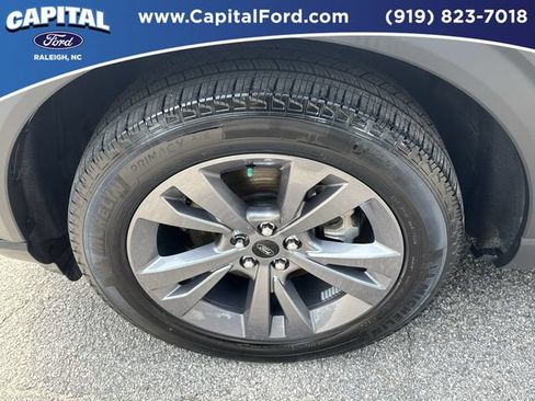 Certified 2024 Ford Explorer XLT w/ Equipment Group 202A AWD/4WD image 13
